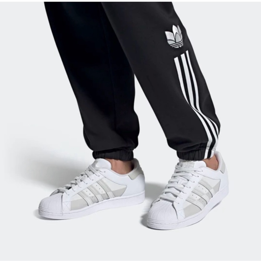 ADIDAS - Originals Superstar Shoes (NEW)